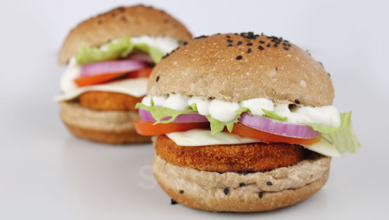 How to prepare healthy gourmet chicken Burger